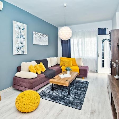 Apartman Tino With Two Sunny Terace フヴァル エクステリア 写真