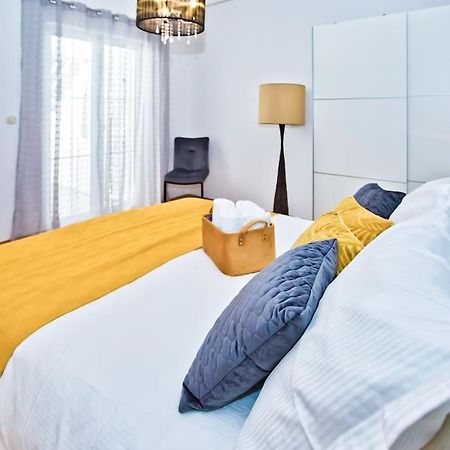 Apartman Tino With Two Sunny Terace フヴァル エクステリア 写真